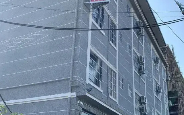 Ruili Zhuyunxuan Apartment