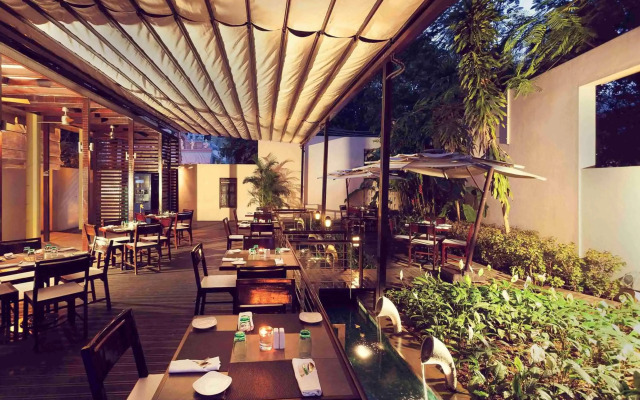 Grand Mercure Vadodara Surya Palace Hotel