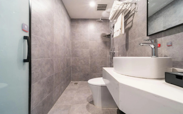 Yayue Hotel (Shangluo Yishui Jinyang Unit Shop)