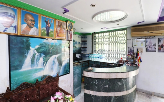 Hotel Jeevak International by OYO Rooms