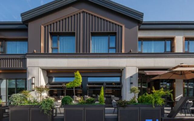 Yangzhou Slender West Lake Tongpai Hotel