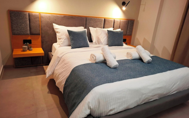 Aelia Luxury Apartments & Pool