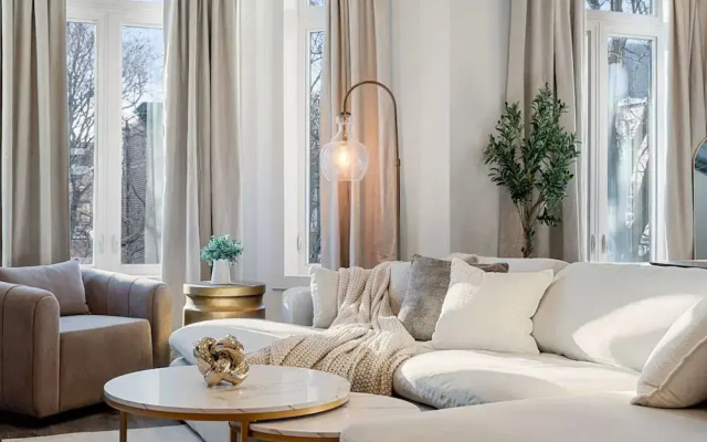 Luxury 2BR Condo in Wicker Park