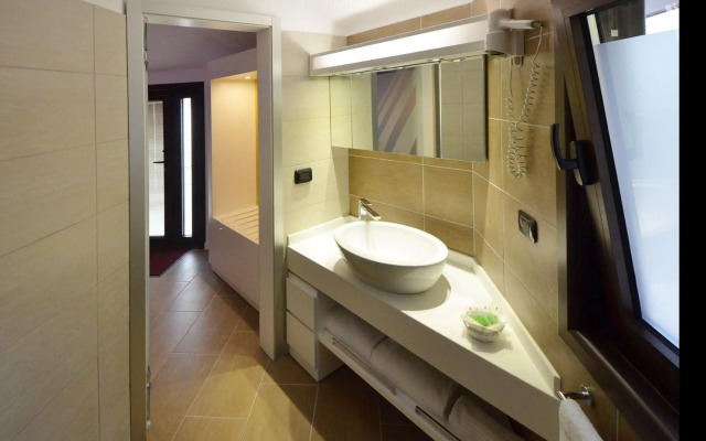 Calanica Residence Hotel