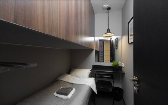Shelter-hotels