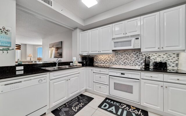 Beach Colony East 8C