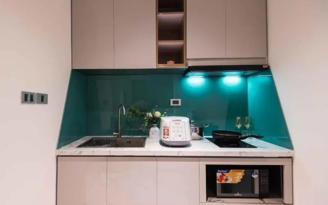 Luxe Paradise Suites Hotel Hoang Cau