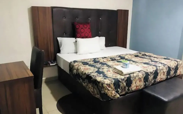 Arlington Hotels and Suites LTD