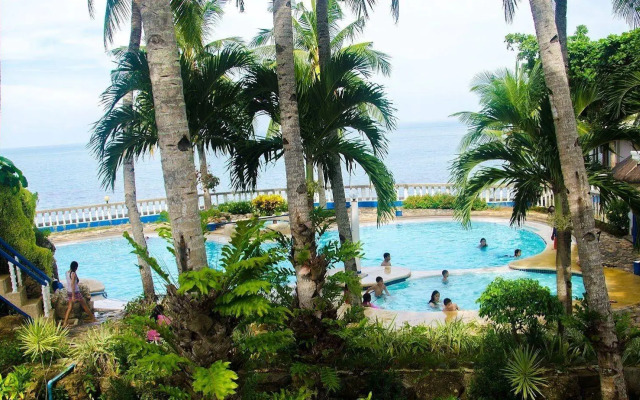 Estaca bay Garden Resort