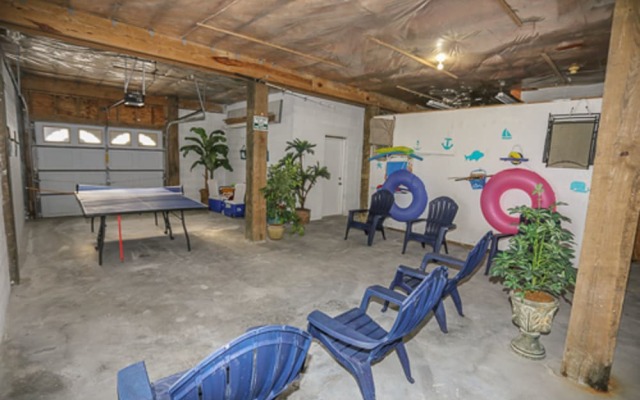 154 Connecticut Villa B