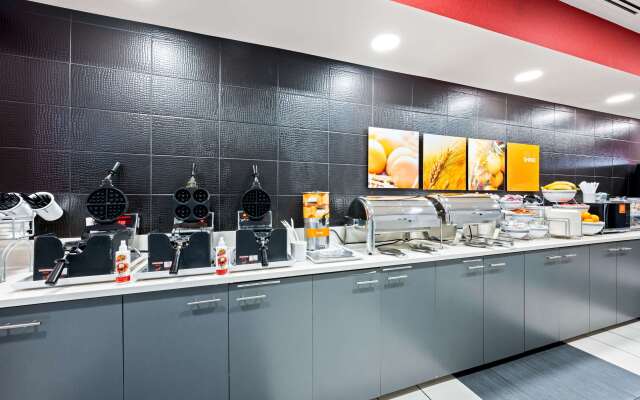 Comfort Suites Williamsburg Historic Area