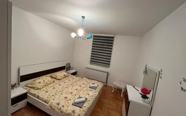 Charming 2-bed Apartment in Sarajevo