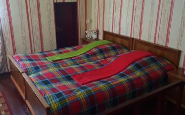 2 Santeli Turn Guest House