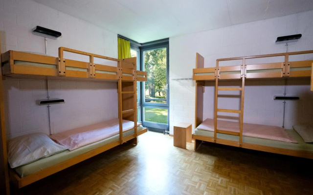 Youth Hostel Luzern – Guest Rooms – Lucerne