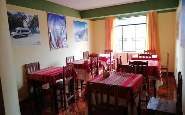 Artesonraju Hostel Huaraz