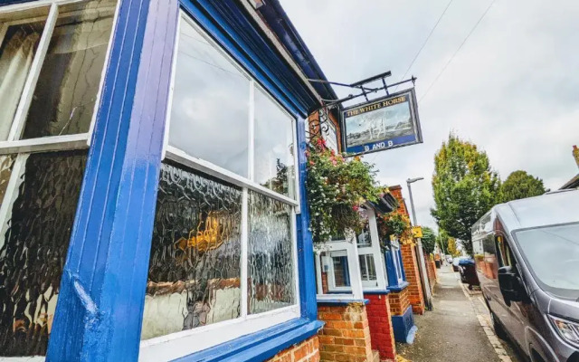 White Horse Public House Bed And Breakfast