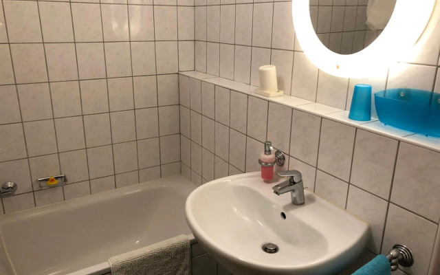 Studio Ochsenfurt mit sonnigem Balkon