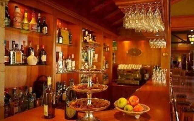 Los Nobles Hostal de Bosque