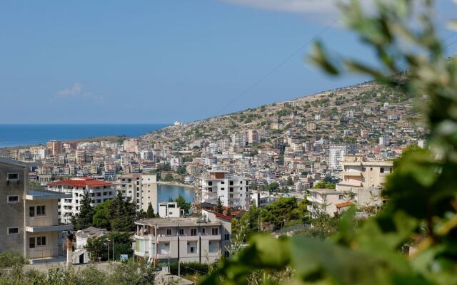 Stunning 2-bed Apartment in Sarandë