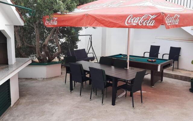 Neda - 150 M From Pebble Beach - A2