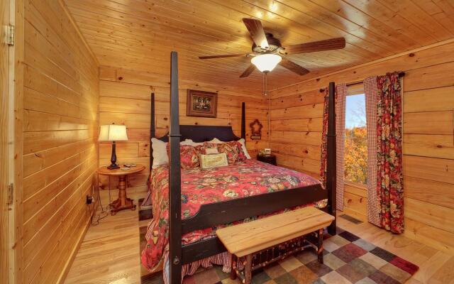 Moonshiners Legacy in Gatlinburg