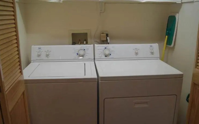 RedAwning Crater Lake Trail #1492