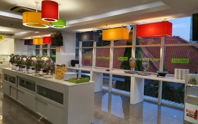POP! Hotel Diponegoro Surabaya