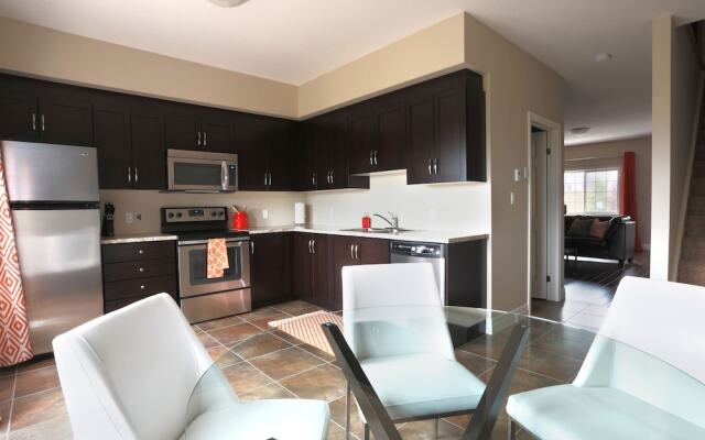 Boardwalk Homes - Executive Townhomes