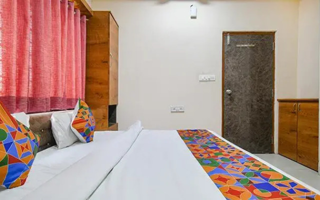 FabHotel Royal Palace Indore