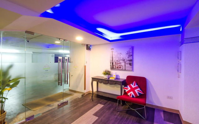 iCheck Inn Residences Sathorn