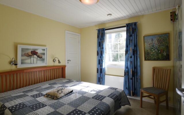 Amazing Home in Uddevalla With 6 Bedrooms, Sauna and Wifi