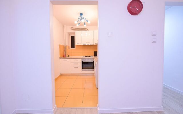 Colors Apartment - Cismigiu Gardens