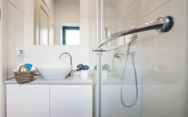 Luxury Keren Hayesod