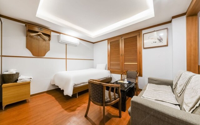Goyang (Hwajeong) Karma Hotel