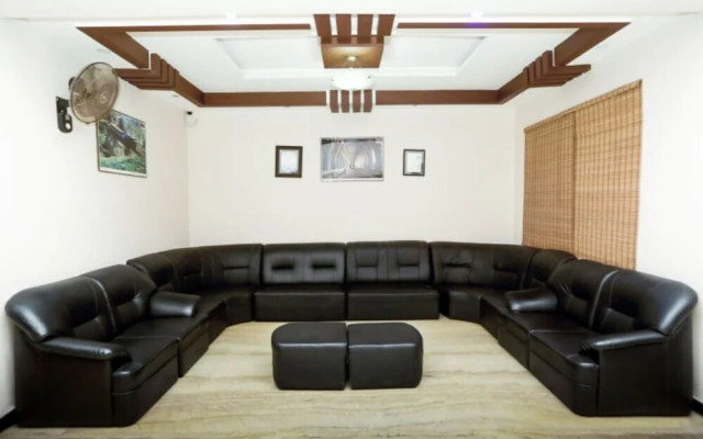 Hotel Queen Palace