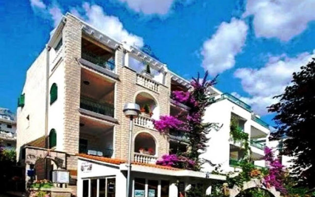 Apartments Ratac Makarska