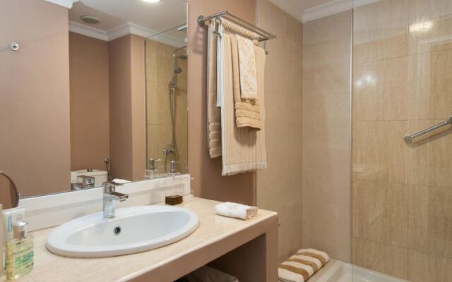 Beautiful Bungalow Rocas Rojas