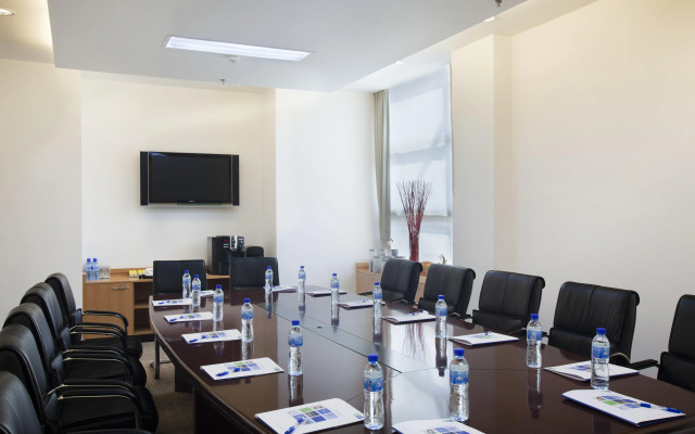 Holiday Inn Express Shanghai Wujiaochang