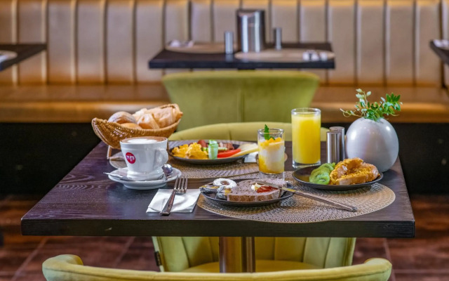 Andrassy Thai Hotel