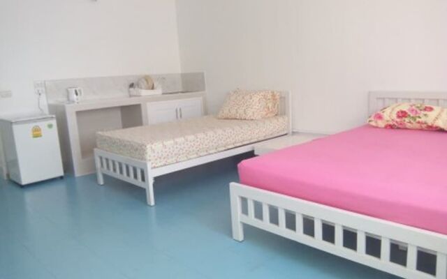 Room-airport Transfer Bangkok &apartment