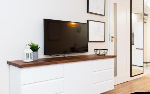 Apartments Warsaw Królewska by Renters