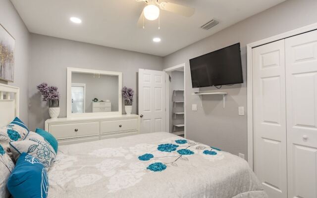 Waters Avenue Unit B