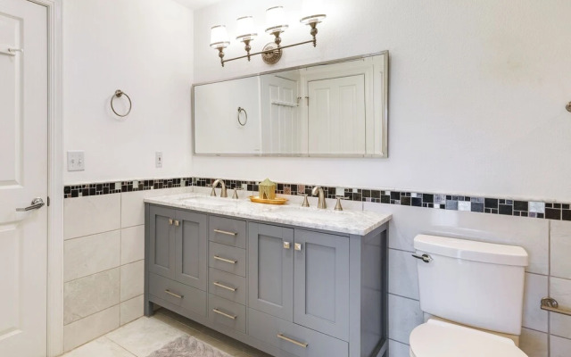 Golf Views: Kissimmee Condo on Reunion Course