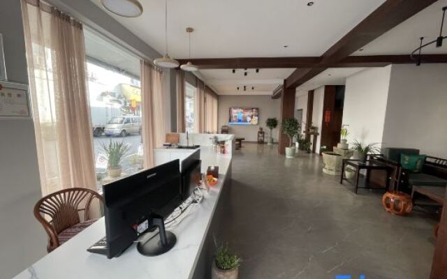 Yuxian Huiyuan - Linglu Homestay