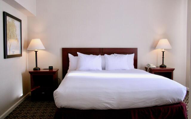 DoubleTree Suites by Hilton Hotel Mt. Laurel