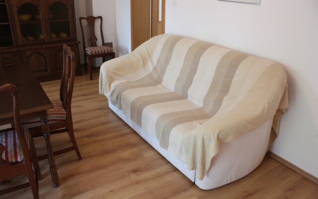 Pintar Apartment