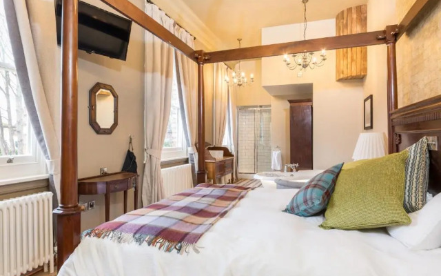 The Bull Hotel