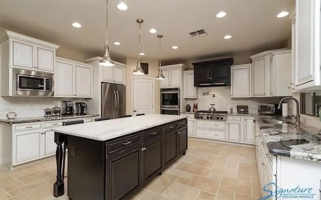Dynamite By Signature Vacation Rentals