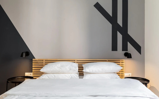 Vista by halu' Spacious City Centre Home