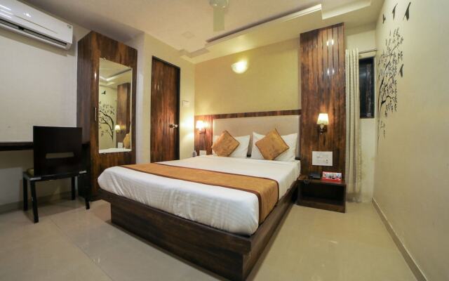 OYO 4186 Hotel Oyster